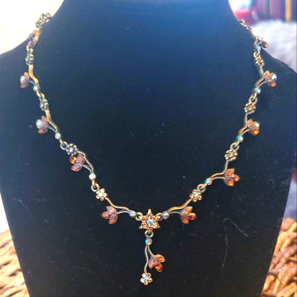 Flower necklace